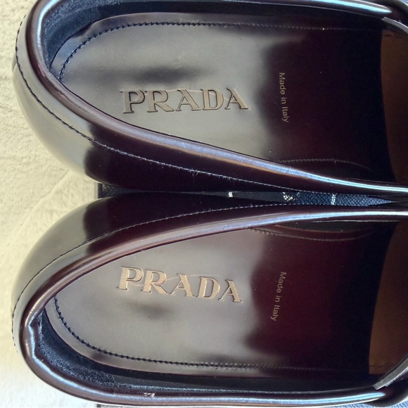 NEW! $1,220 Prada Classic Leather Loafers in Cordovan Maroon Shoes 13 - Picture 6 of 9